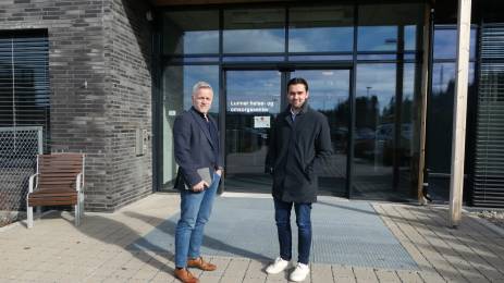 Carl Steinar Lous, direktør for Offentlig marked i KLP Banken, og Jørgen Øyen Andersen, kundeansvarlig med fagansvar for samfunnsansvar og bærekraft i Offentlig marked i KLP Banken. Foto: Ayla Maria Zwart